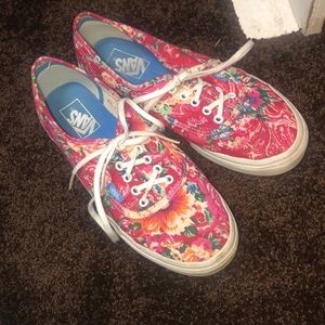 Floral women’s size 9 Vans